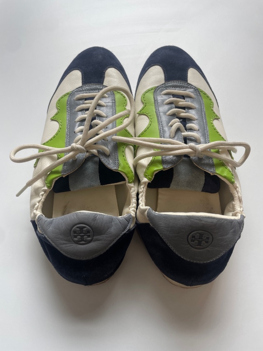 Gorgeous Tory Burch Navy, Cream & Green Leather Suede Sneakers - Picture 2 of 6
